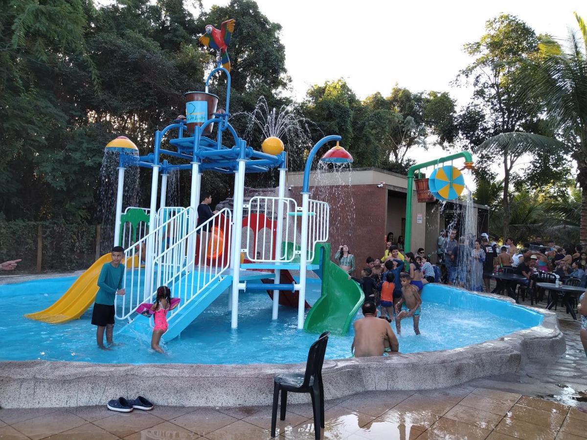 Aldeia Do Lago C204- Com Cozinha , Churrasqueira E Bebidas Liberadas No Parque Aquatico, Internet Banda Larga, Ponto Recarga De Carro Eletrico Caldas Novas Eksteriør billede